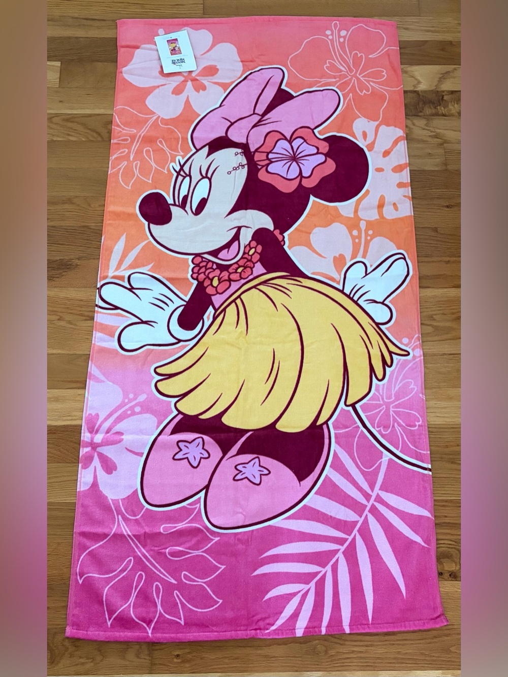 Disney Minnie Mouse Tropical Beach Towel New